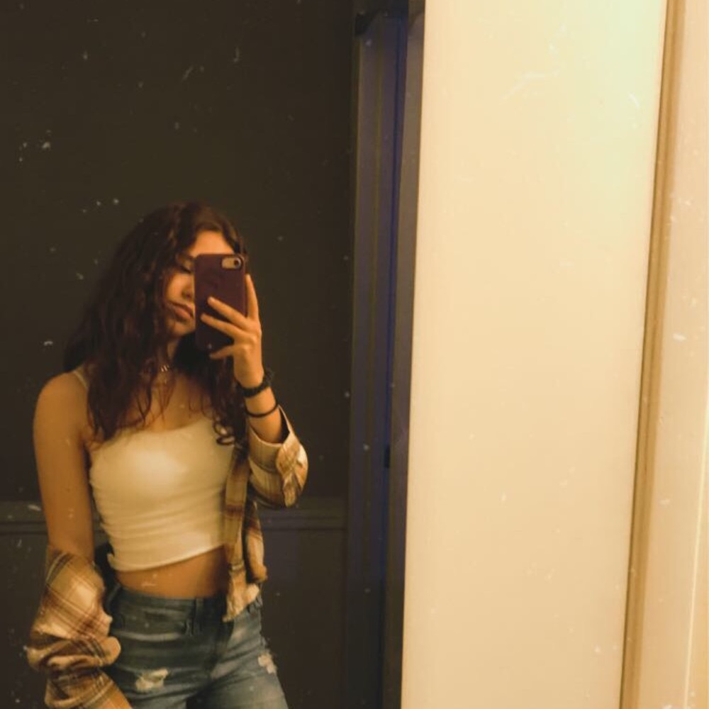 Meet your Posher, Savannah